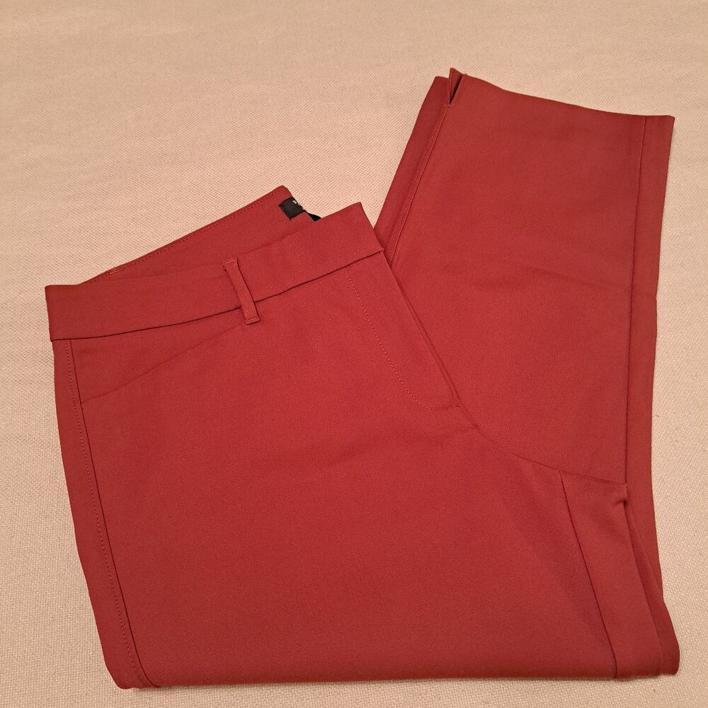 White House Black Market Straight Crop Pants